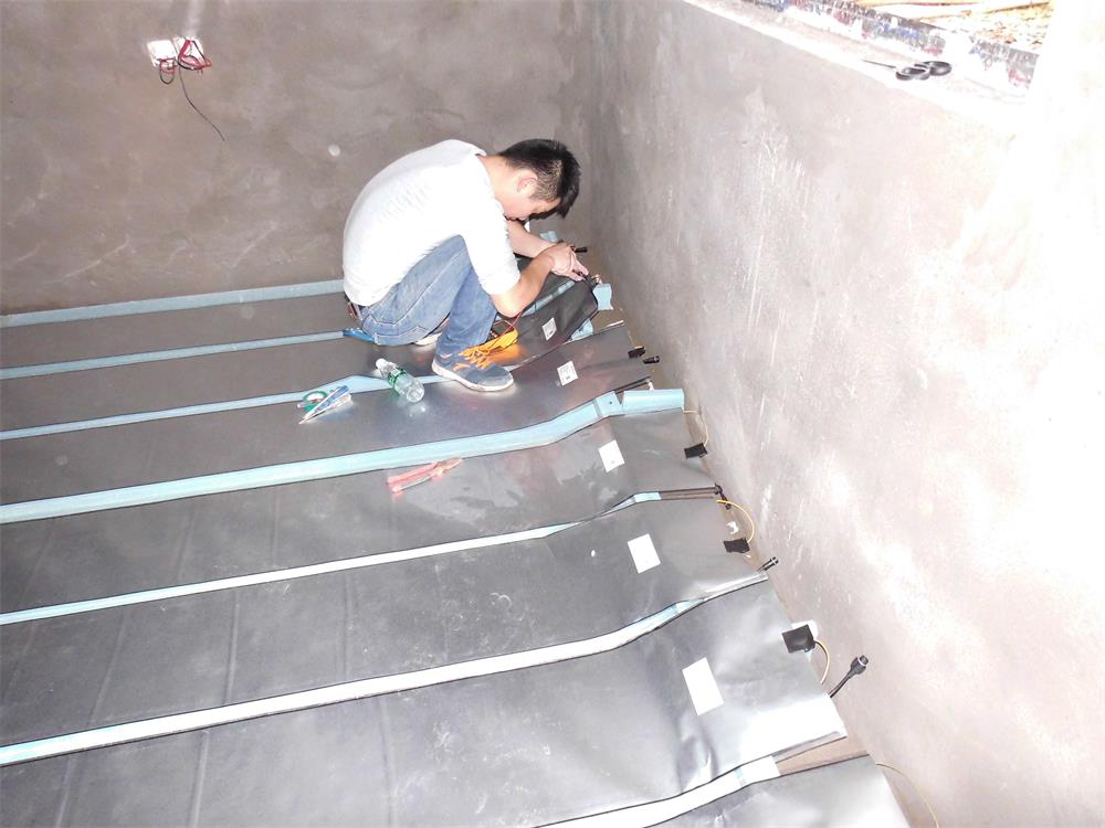 Heating system for concrete floor in ShiChuan, China